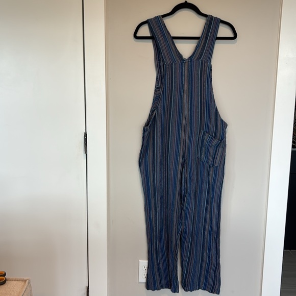 Ganesh Himal Bollywood style jumpsuit/overalls - Picture 5 of 5